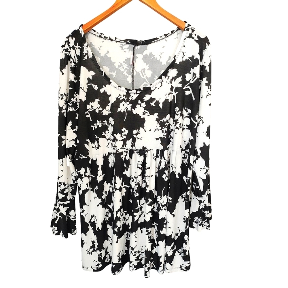 Flirty Pink Black & White Floral Bell Sleeve Babydoll Tunic
